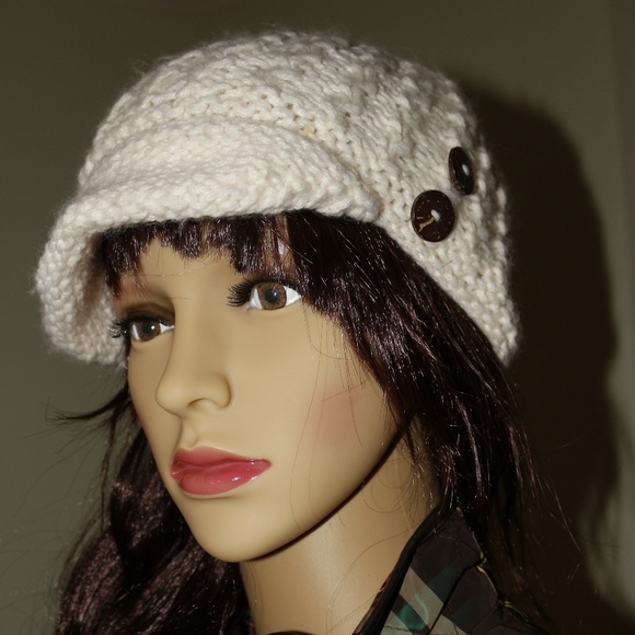 Eddie Bauer Womens Covey Cream Beanie 